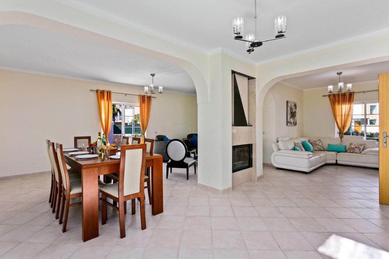Villa Pera By Villa Plus ภายนอก รูปภาพ